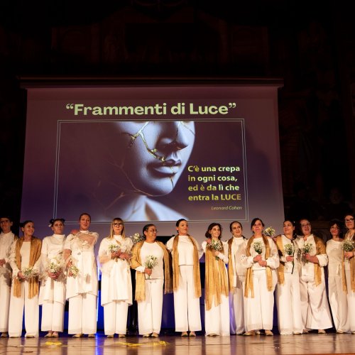 L’IMPORTANZA E I VANTAGGI DELL’APPROCCIO OLISTICO L’IMPORTANZA E I VANTAGGI DELL’APPROCCIO OLISTICO